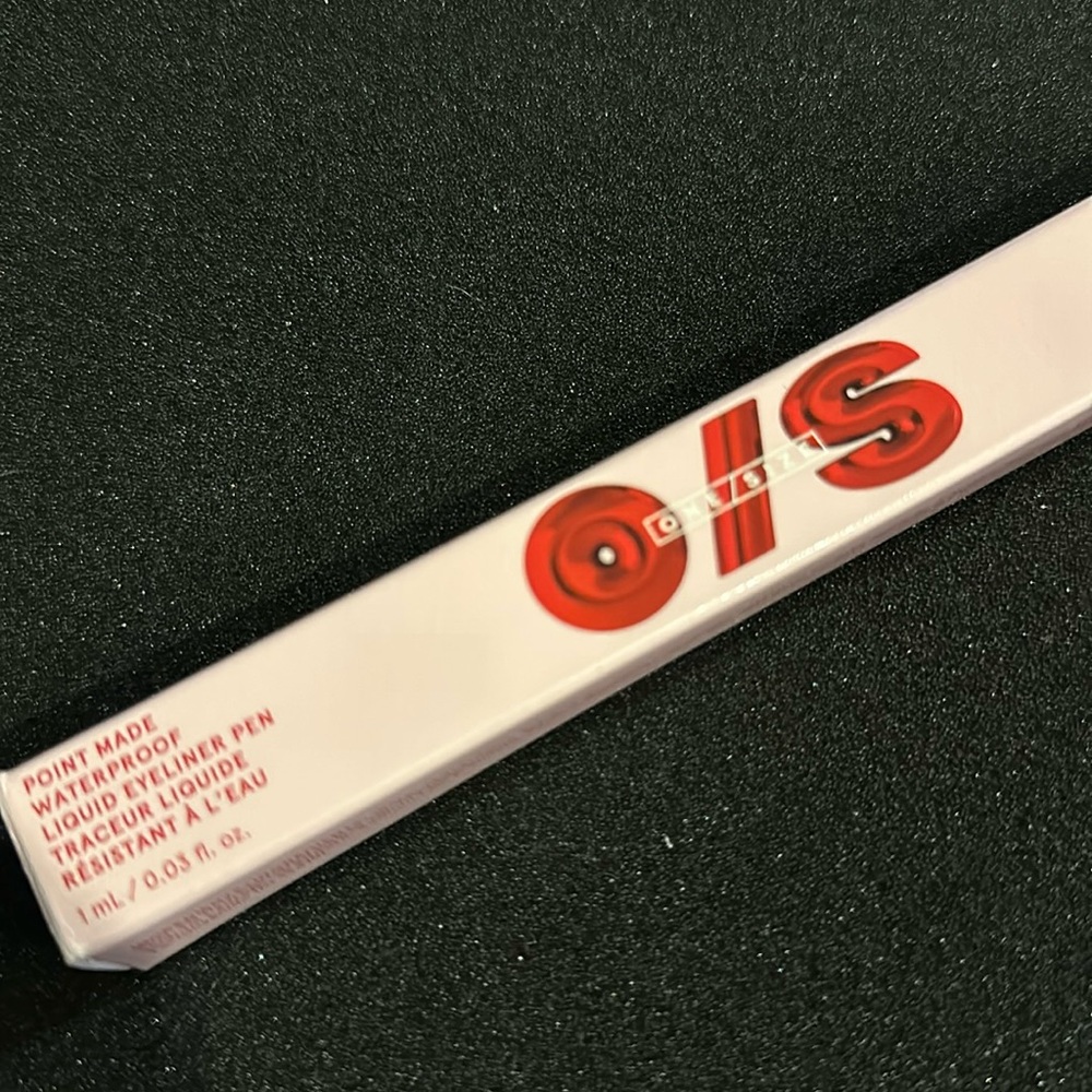 NIB O/S One Size Point Made Waterproof Liquid Eyeliner Pen, Busty Brown